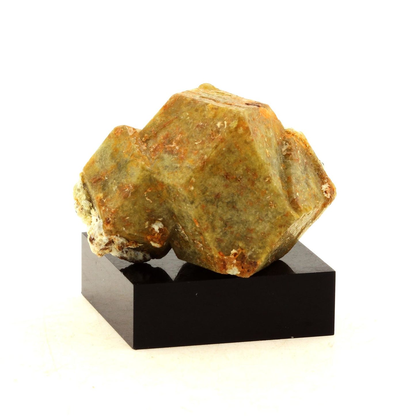 Grenat Grossulaire. 190.45 carats. Sibinndi, Diakon, Kayes, Mali