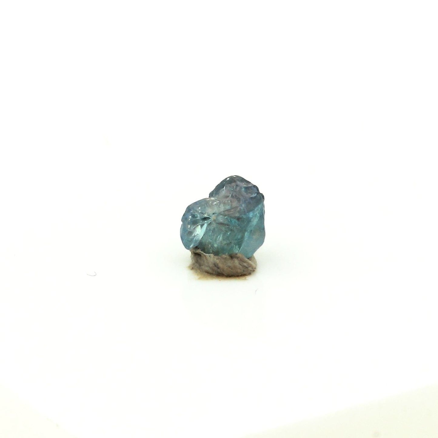Alexandrite en provenance de Lake Manyara, Arusha Region, Tanzanie
