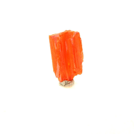 Crocoite. 1.45 carats. Adelaide Mine, Tasmania, Australie