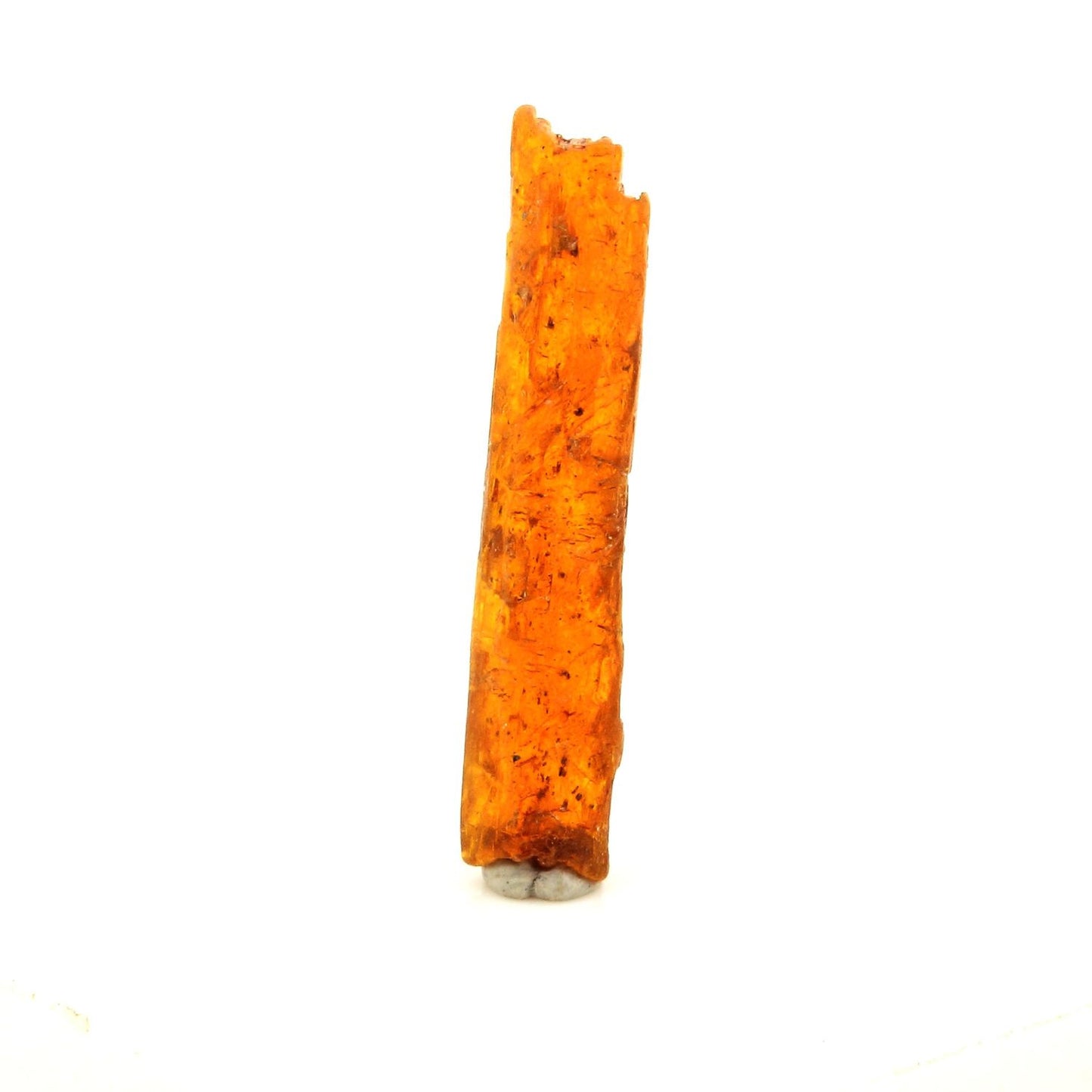 Cyanite orange. 2.33 carats. Sangulungulu Hill, Loliondo, Tanzanie