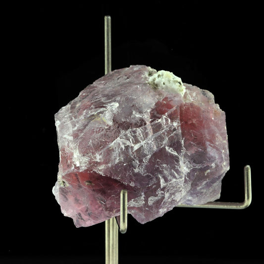 Fluorite Rose. 408.0 carats. Talèfre, Massif du Mont-Blanc, France