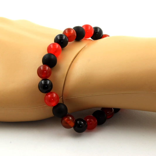 Agate noire + Calcédoine rouge + Agate Rouge + Onyx noir mat. Bracelet en Perles naturelles