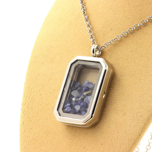 Collier Benitoite brut modèle rectangle à pans coupés