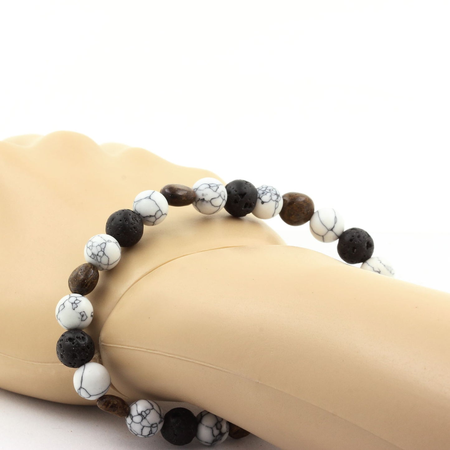 Bronzite du Brésil + Perles Lave + Howlite. Bracelet en Perles naturelles