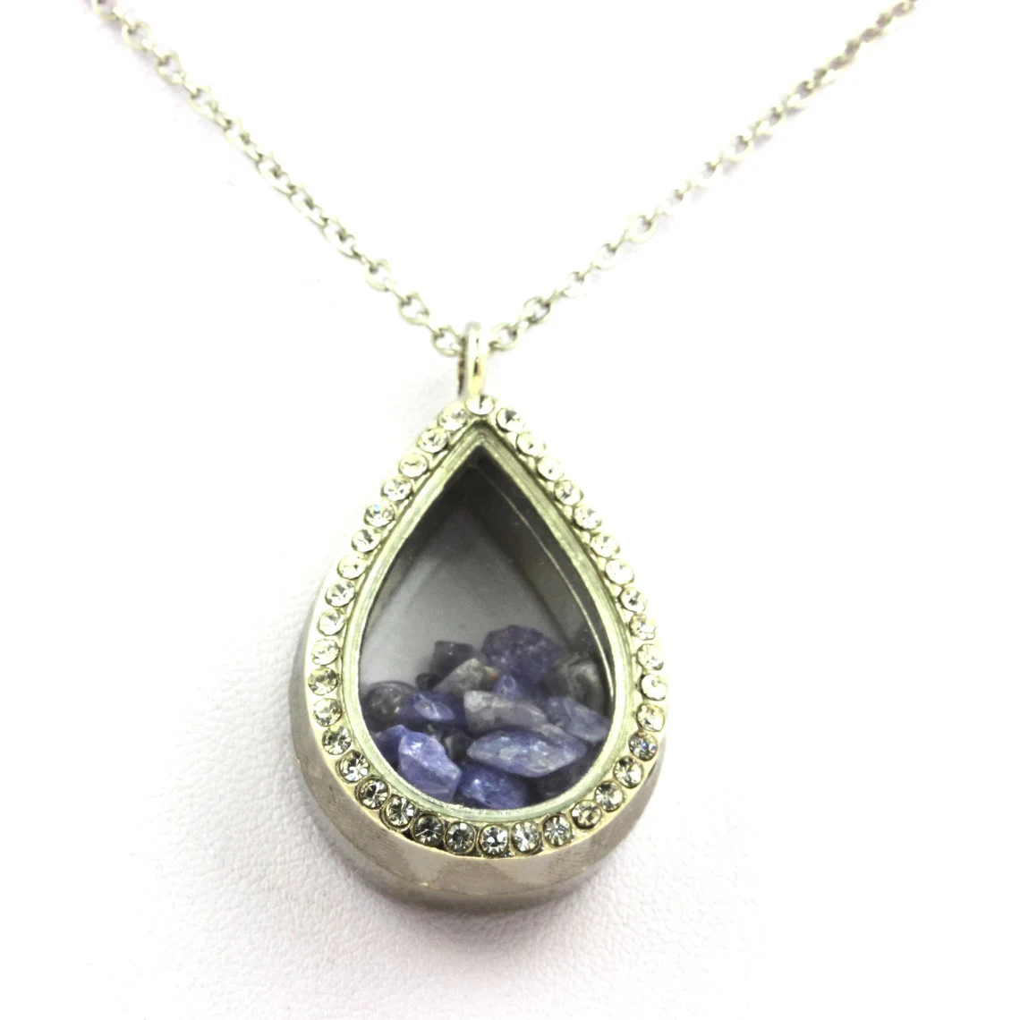 Collier Tanzanite brut modèle goutte