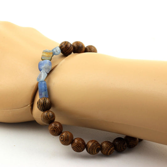 Cyanite bleu du Brésil + Perles bois. Bracelet Perles
