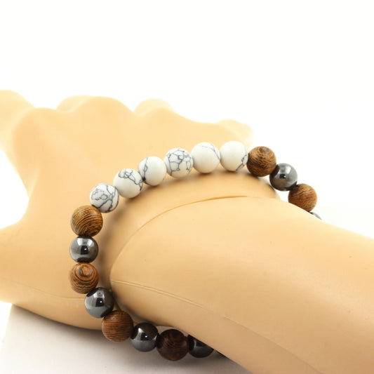 Howlite + Hématite + bois. Bracelet en Perles naturelles