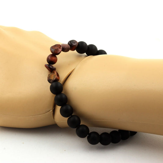 Oeil de Tigre rouge du Brésil + Perles Onyx noir mat. Bracelet Perles
