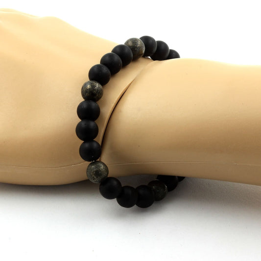 Onyx noir mat + Pyrite en provenance d' Afrique du Sud. Bracelet Perles naturelles