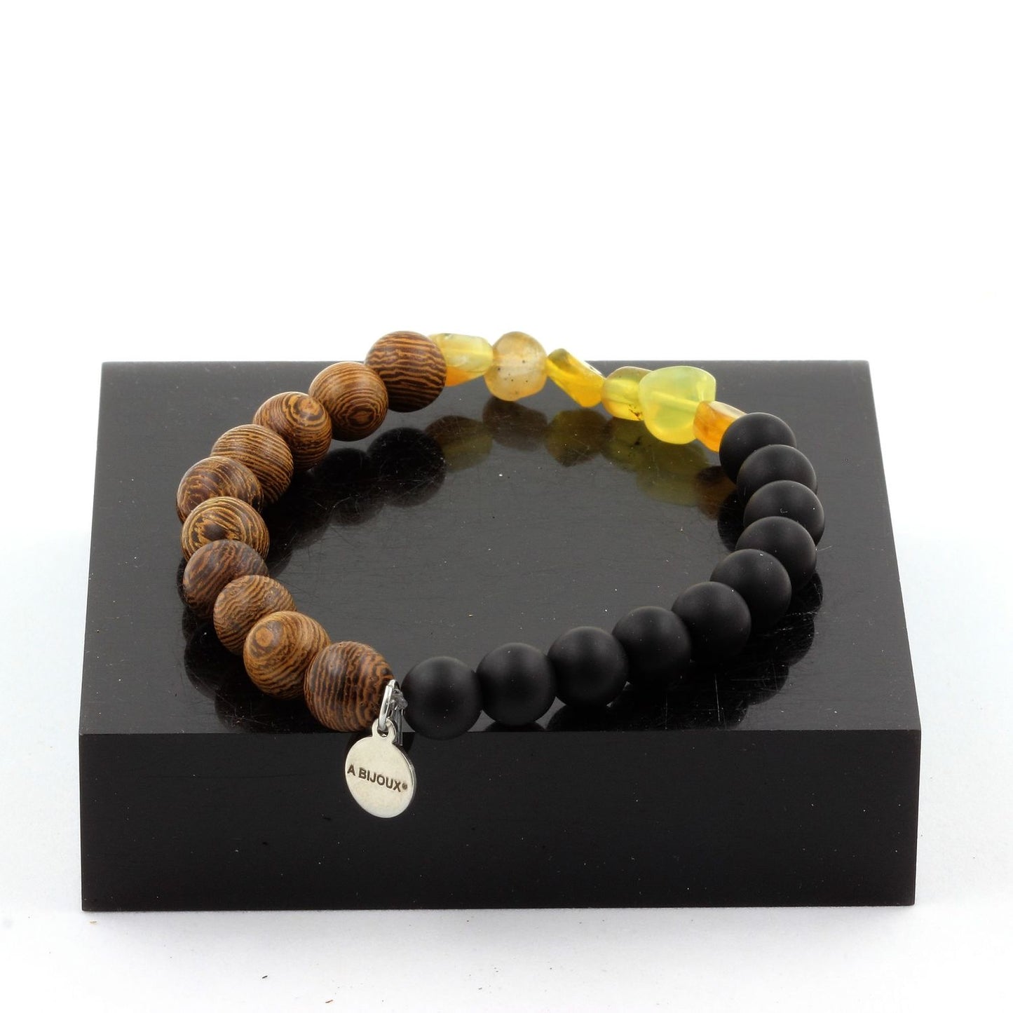 Opale jaune d'Australie + Perles Onyx noir mat + bois. Bracelet en Perles naturelles