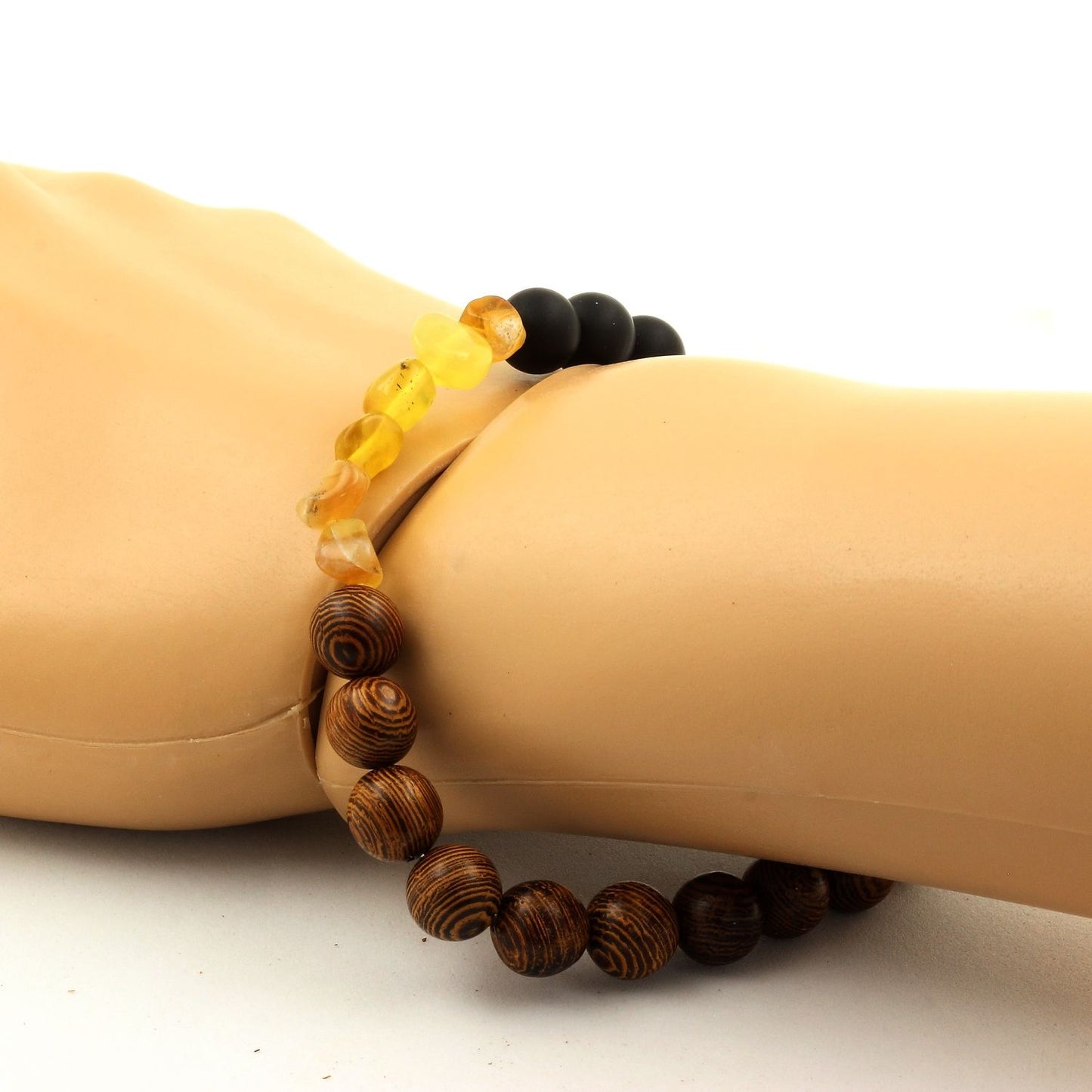 Opale jaune d'Australie + Perles Onyx noir mat + bois. Bracelet en Perles naturelles