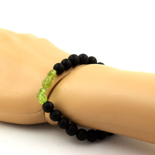 Péridot de Myanmar (Birmanie) + Perles Onyx noir mat. Bracelet en Perles naturelles