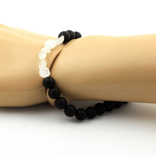 Pierre de lune d'Inde + Perles Onyx noir mat. Bracelet Perles