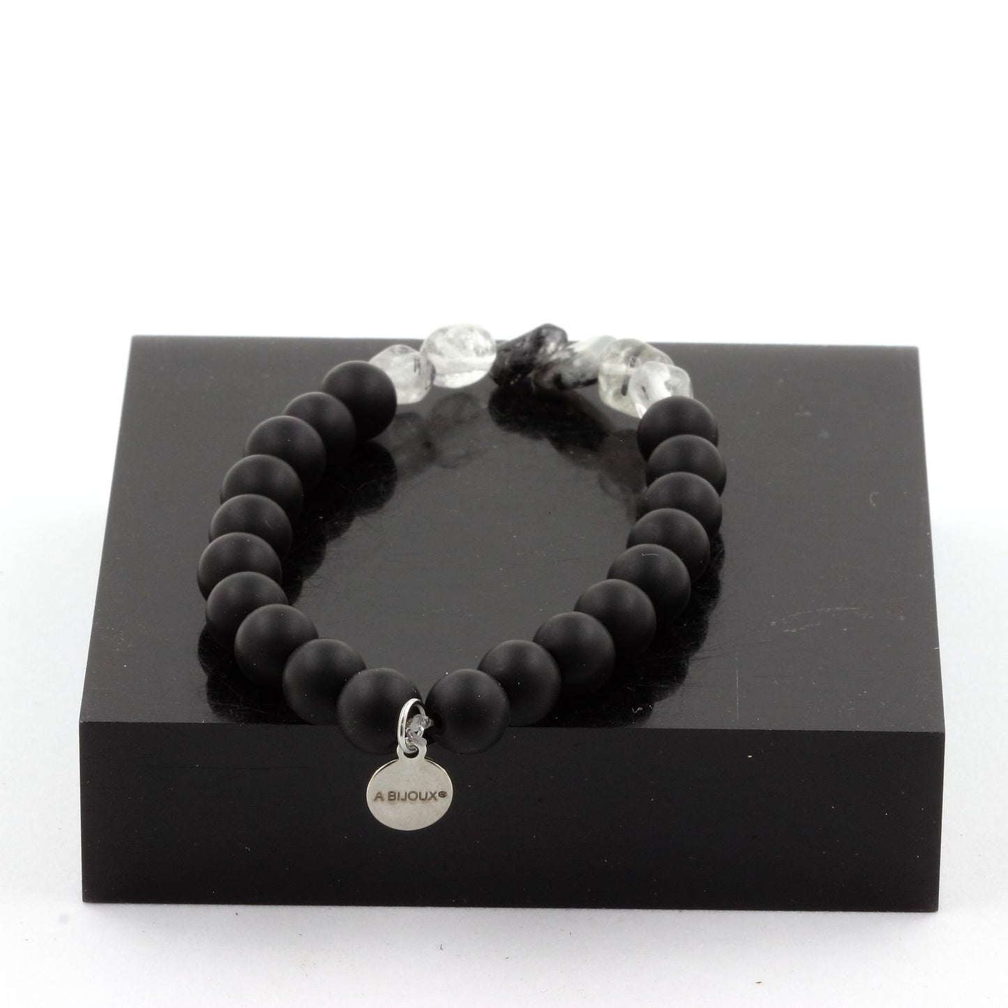 Quartz à inclusions de Tourmaline du Brésil + Perles Onyx noir mat. Bracelet Perles