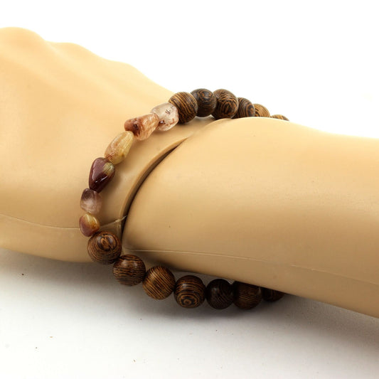 Quartz rutile rouge du Brésil + Perles bois. Bracelet Perles