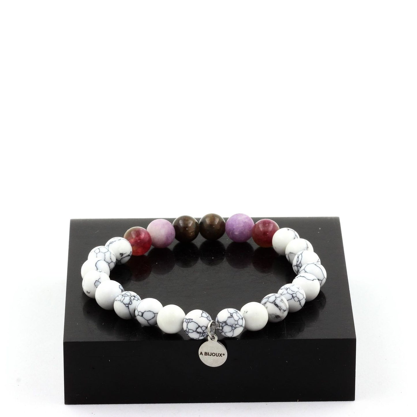 Rubis de Mogok, Birmanie, Myanmar + Mica violet mat + Tourmaline bicolore + Howlite. Bracelet Perles naturelles