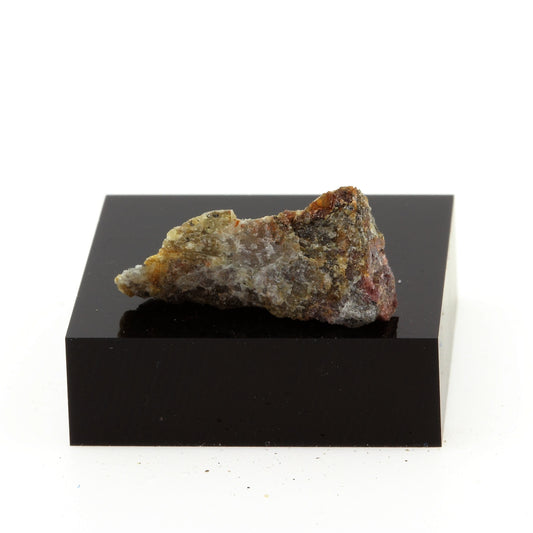 Grenat. 13.6 carats. Marmora, Ontario, Canada