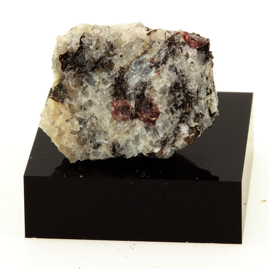 grenat. 39.4 carats. Marmora, Ontario, Canada