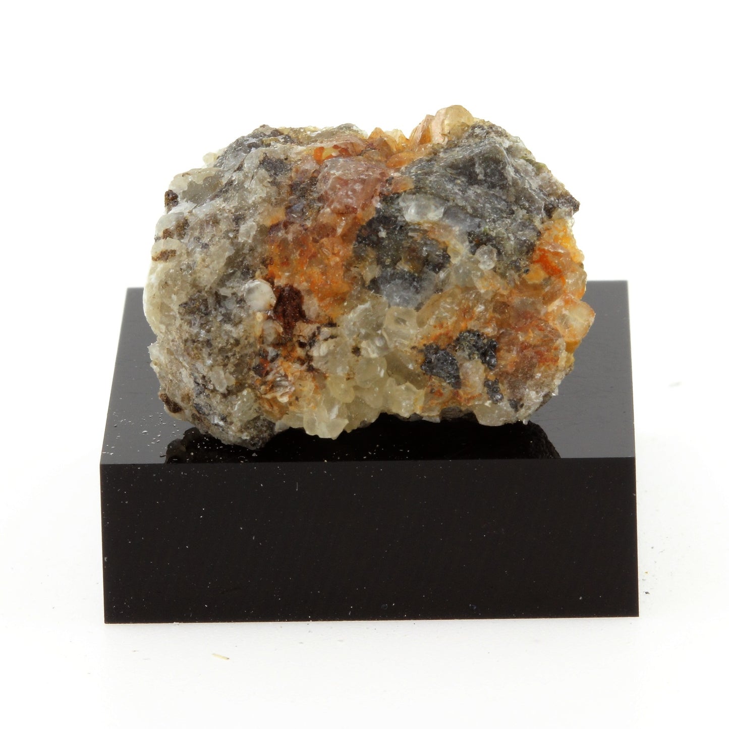 Niocalite, 48.1 carats, Oka, Québec, Canada