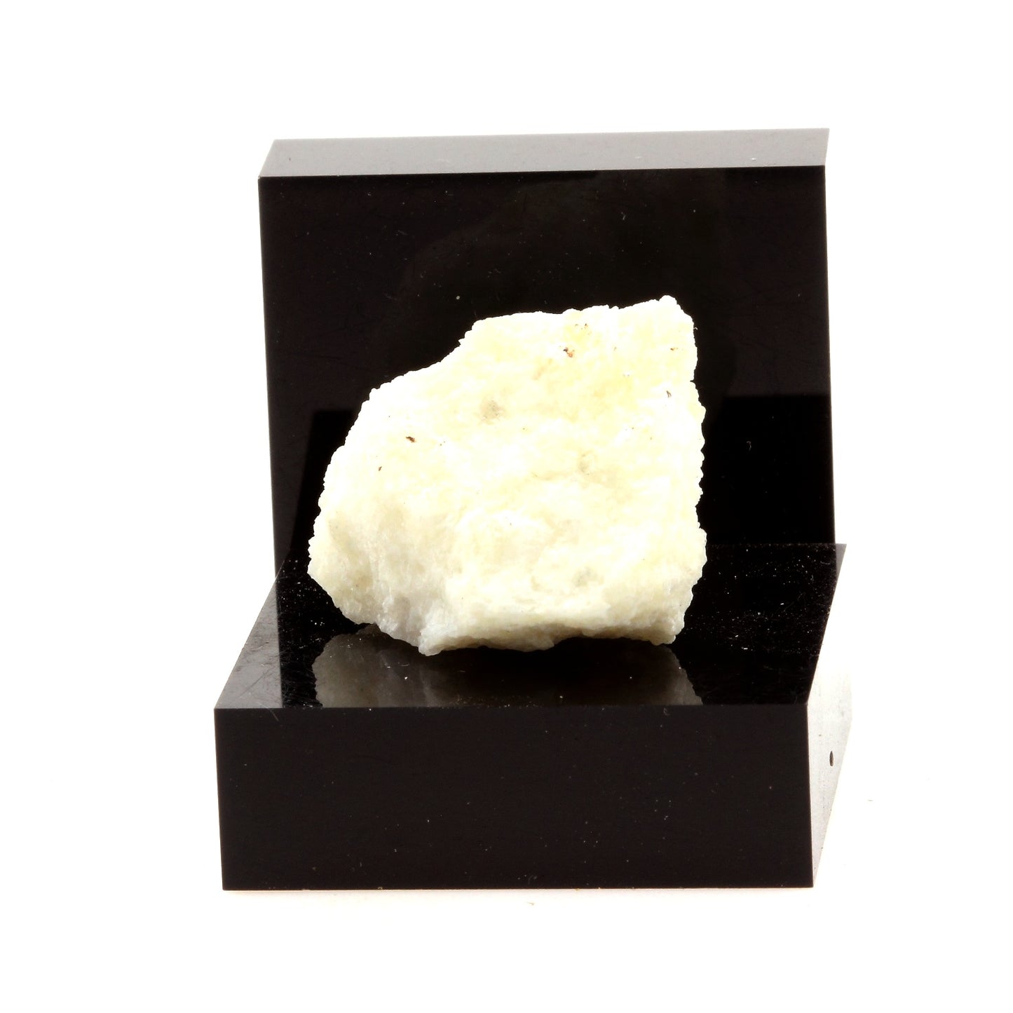 Marbre Dolomite, 33.4 carats, Madoc, Ontario, Canada