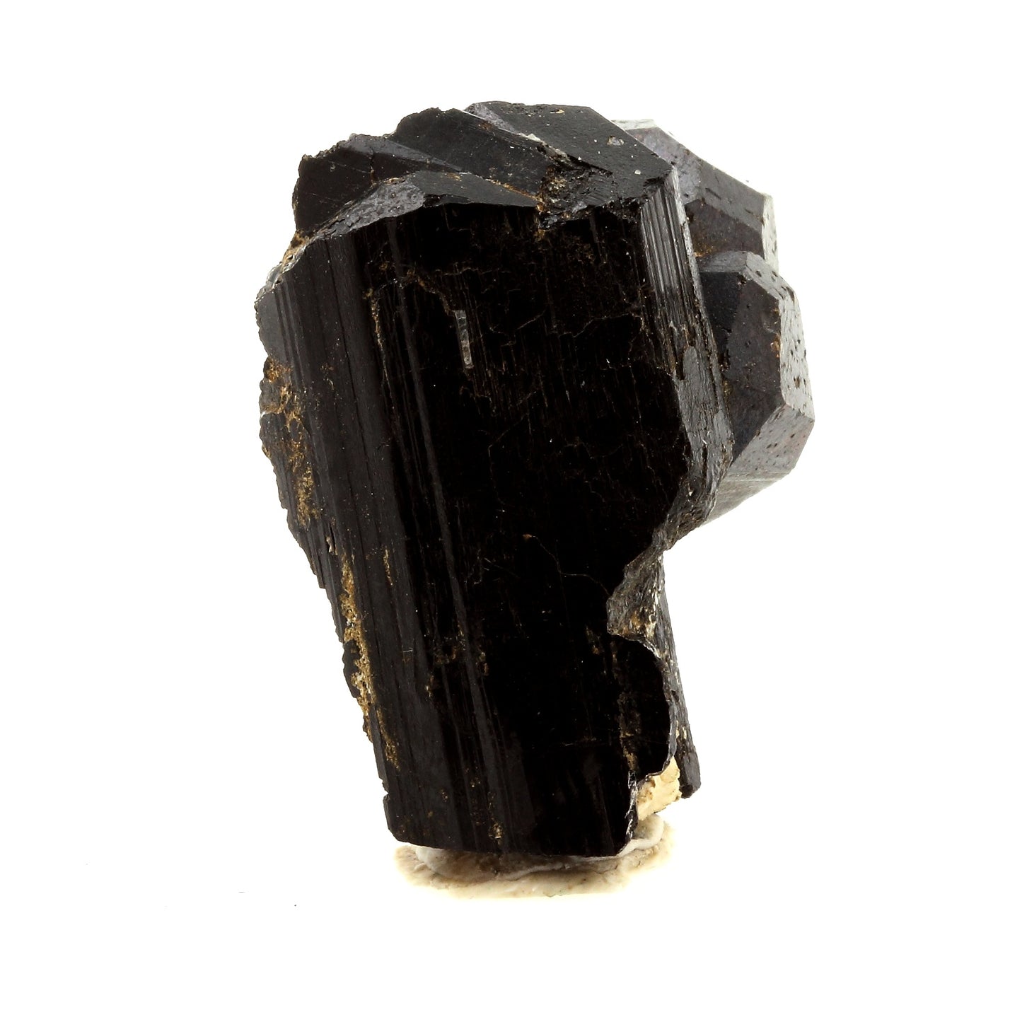 Tourmaline Schörl + Grenat Almandin. 110.9 carats. Tsarafara, Madagascar