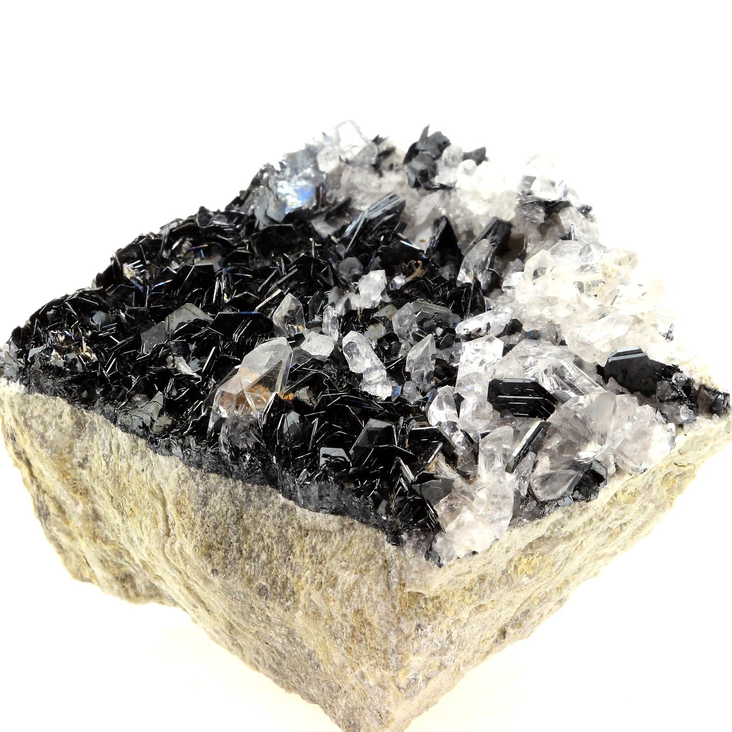 Hematite. 419.2 carats. Les Grandes Rousses, Oisans, France