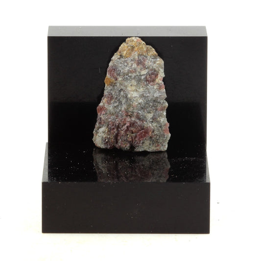 Grenat. 12.1 carats. Marmora, Ontario, Canada