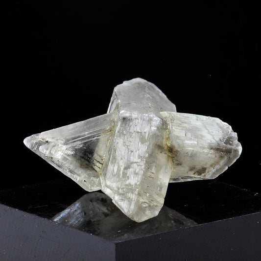 Gypse. 30.0 carats. Le Monestier-du-Percy, Isère, France