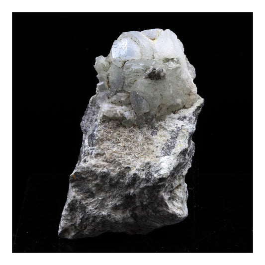 Prehnite. 83.0 carats. La Combe de la Selle, Bourg d'Oisans, France