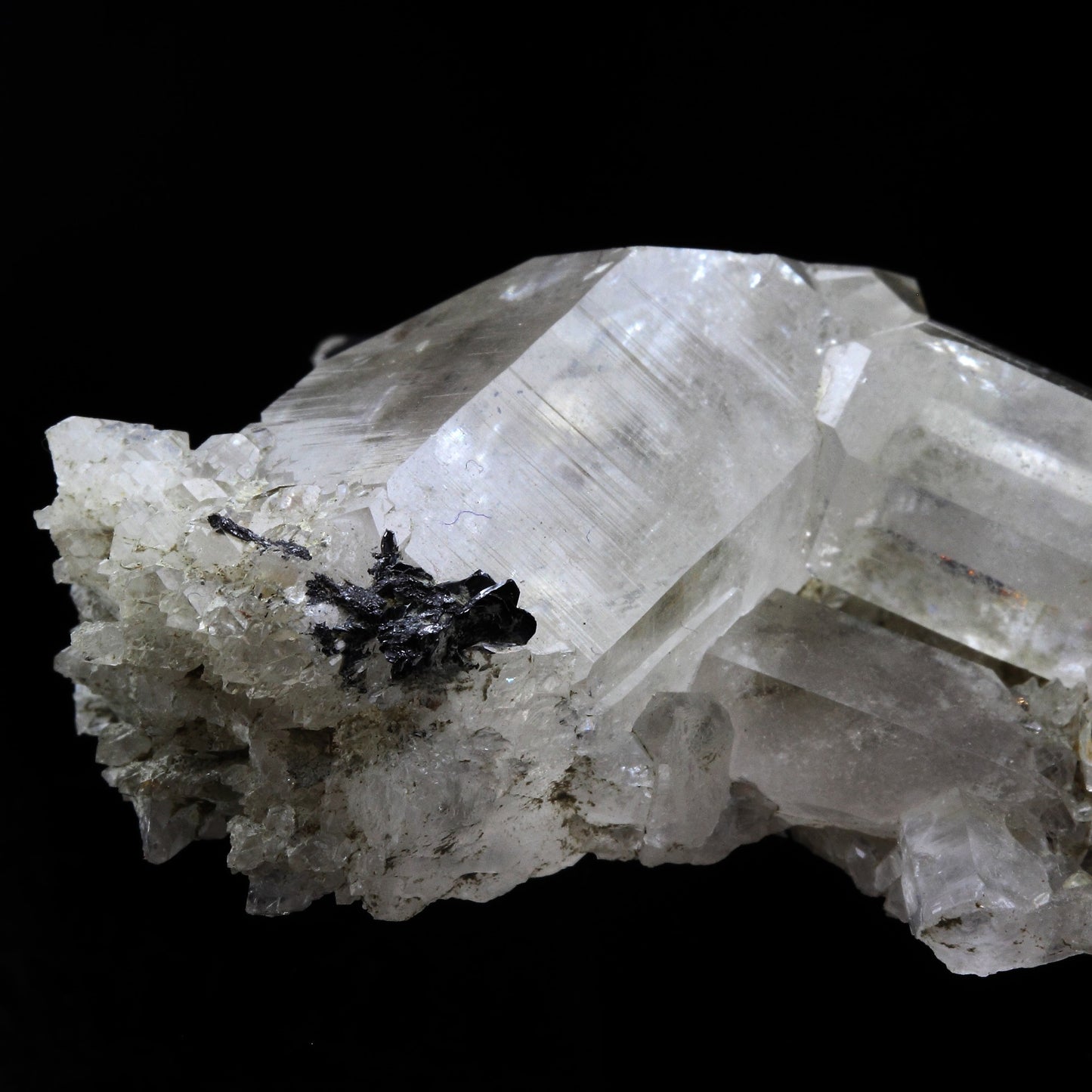 Quartz hyalin + Hematite. 344.0 carats. Plan du Lac, Oisans, Savoie, France