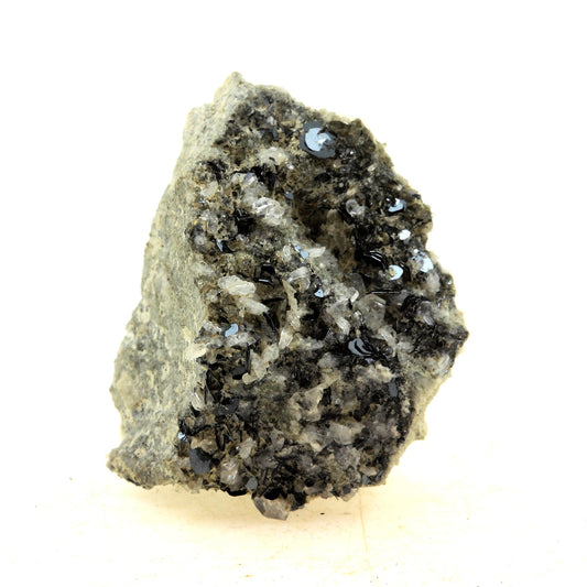 Hematite. 120.0 carats. Clot, Saint Christophe-en-Oisans, France