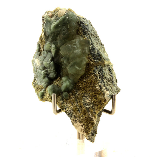 Prehnite. 110.0 carats. La Combe de la Selle, Bourg d'Oisans, France