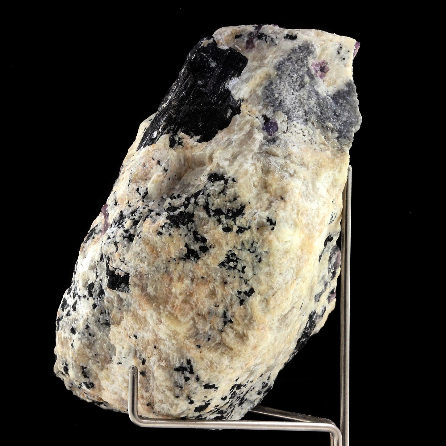 Hibonite. 1237.0 carats. Amboasary Sud, Anosy, Madagascar