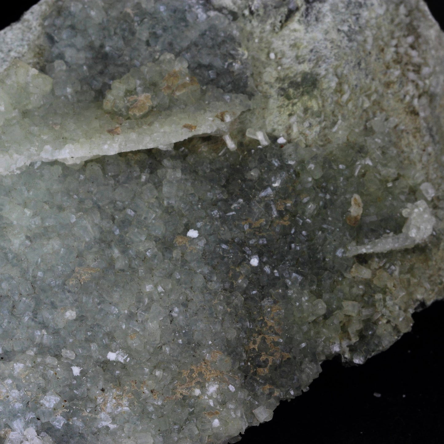 Prehnite. 6385.0 carats. Saint Christophe en Oisans, Isere, France