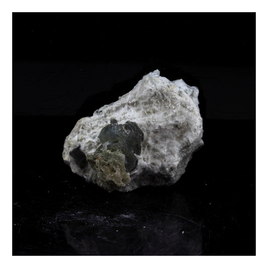 Prehnite. 45.0 carats. Saint Christophe en Oisans, Isere, France