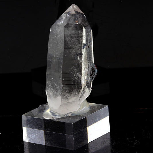 Quartz + Hematite. 85.0 carats. Les Deux Alpes, Isère, France