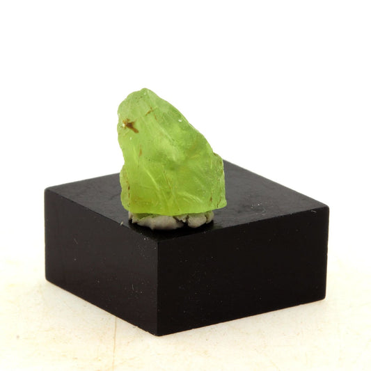 Péridot. 7.01 carats. Skardu District, Baltistan, Pakistan