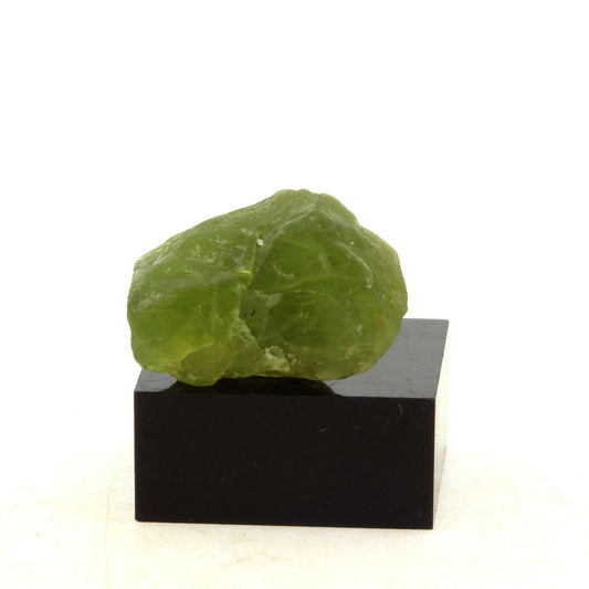 Péridot. 20.62 carats. Skardu District, Baltistan, Pakistan