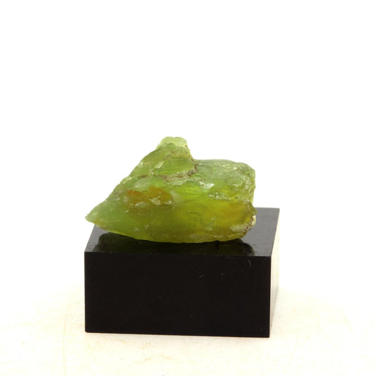 Péridot. 14.24 carats. Skardu District, Baltistan, Pakistan