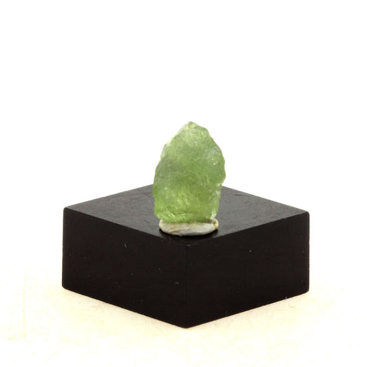 Péridot. 3.16 carats. Almklovdalen, Vanylven, Norvège