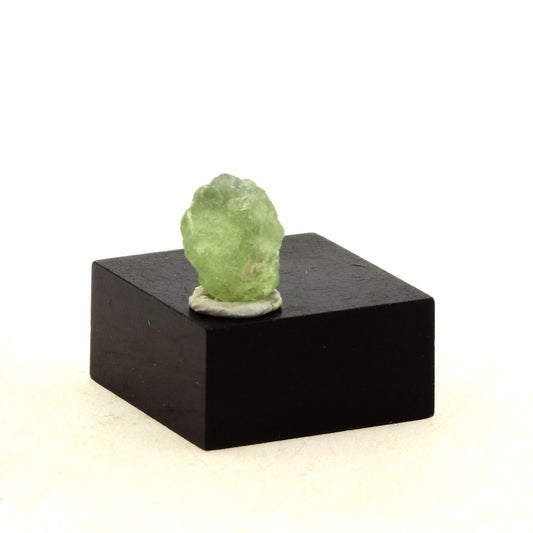 Péridot. 2.50 carats. Almklovdalen, Vanylven, Norvège