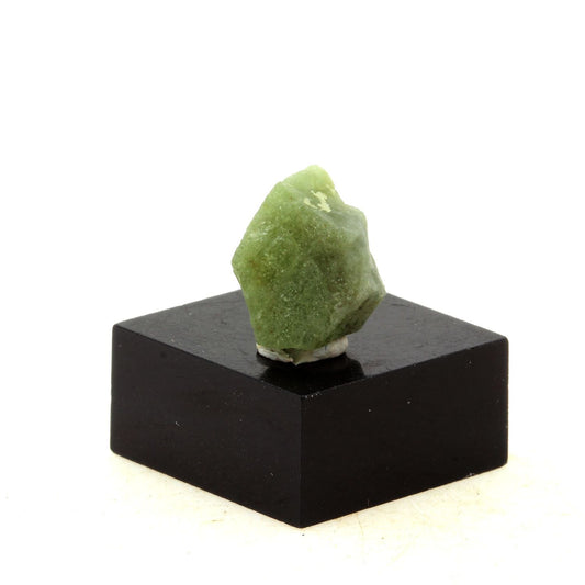 Péridot. 7.280 carats. Skardu District, Baltistan, Pakistan