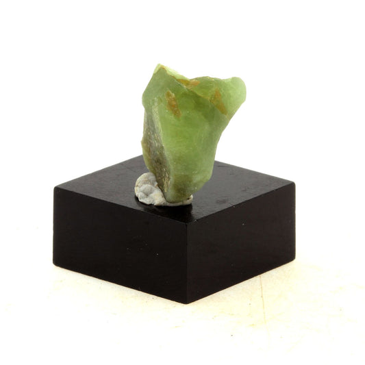 Péridot. 13.53 carats. Skardu District, Baltistan, Pakistan