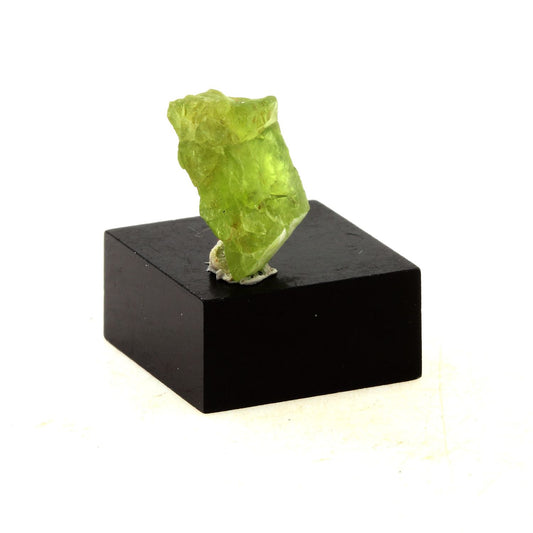 Péridot. 7.6 carats. Skardu District, Baltistan, Pakistan