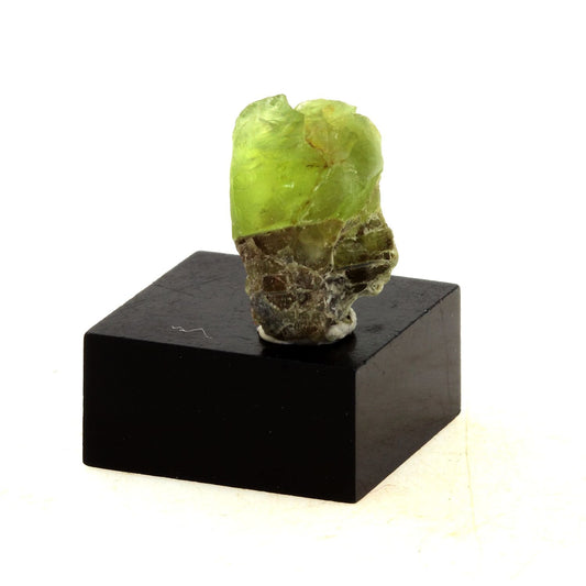 Péridot. 9.84 carats. Skardu District, Baltistan, Pakistan