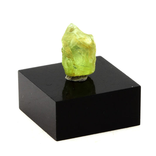 Péridot. 4.38 carats. Skardu District, Baltistan, Pakistan