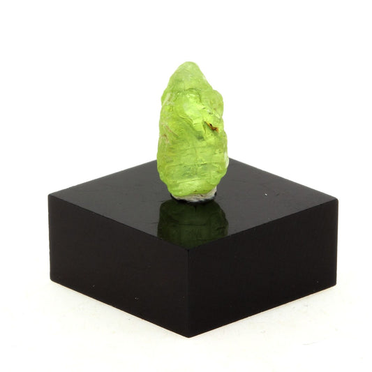 Péridot. 4.76 carats. Skardu District, Baltistan, Pakistan