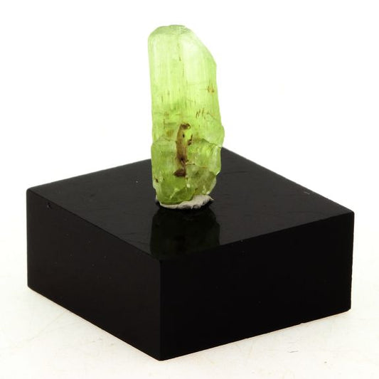 Péridot. 3.90 carats. Skardu District, Baltistan, Pakistan