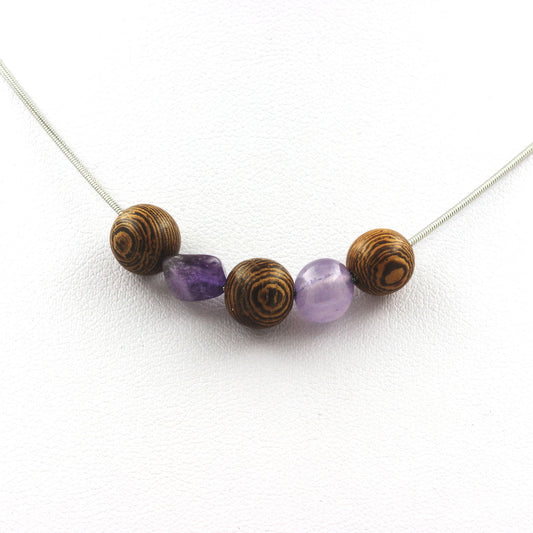 Collier perles bois 8 mm + Améthyste du Brésil