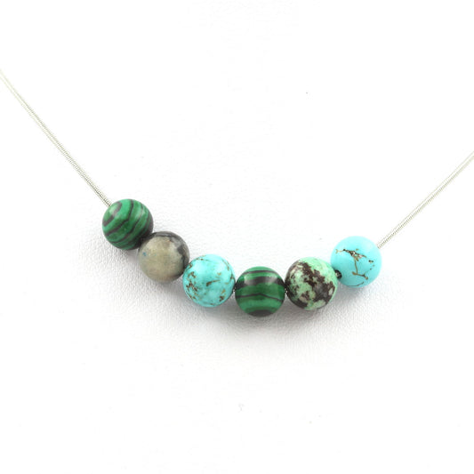 Collier perles Chrysocolle de Namibie + Howlite Turquoise + Malachite (avec résine) 8 mm